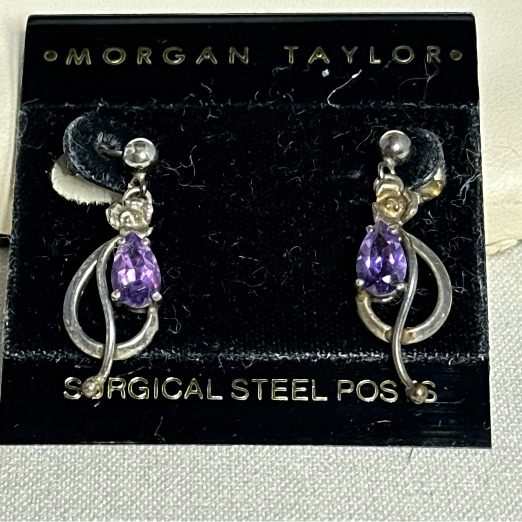 Nwt Vintage Morgan Taylor Earrings 9$